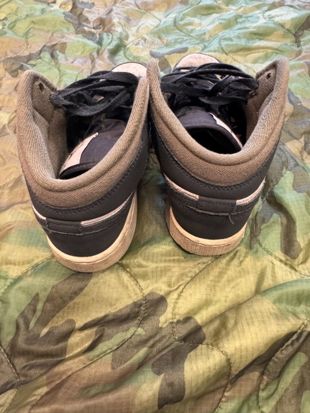 Air Jordan 1 Mid Palomino Sneakers - Women's 7.5 - Picture 6 of 6